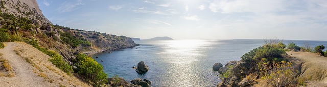 Mountain View of landscape photograph of ocean and beach